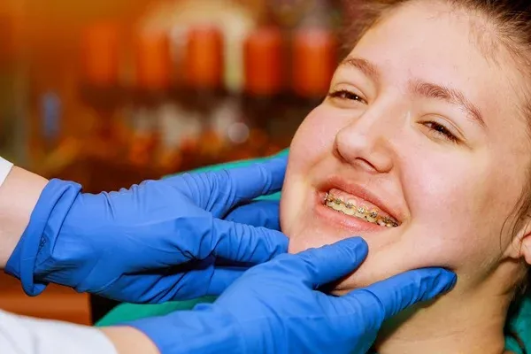 Orthodontics emergencies